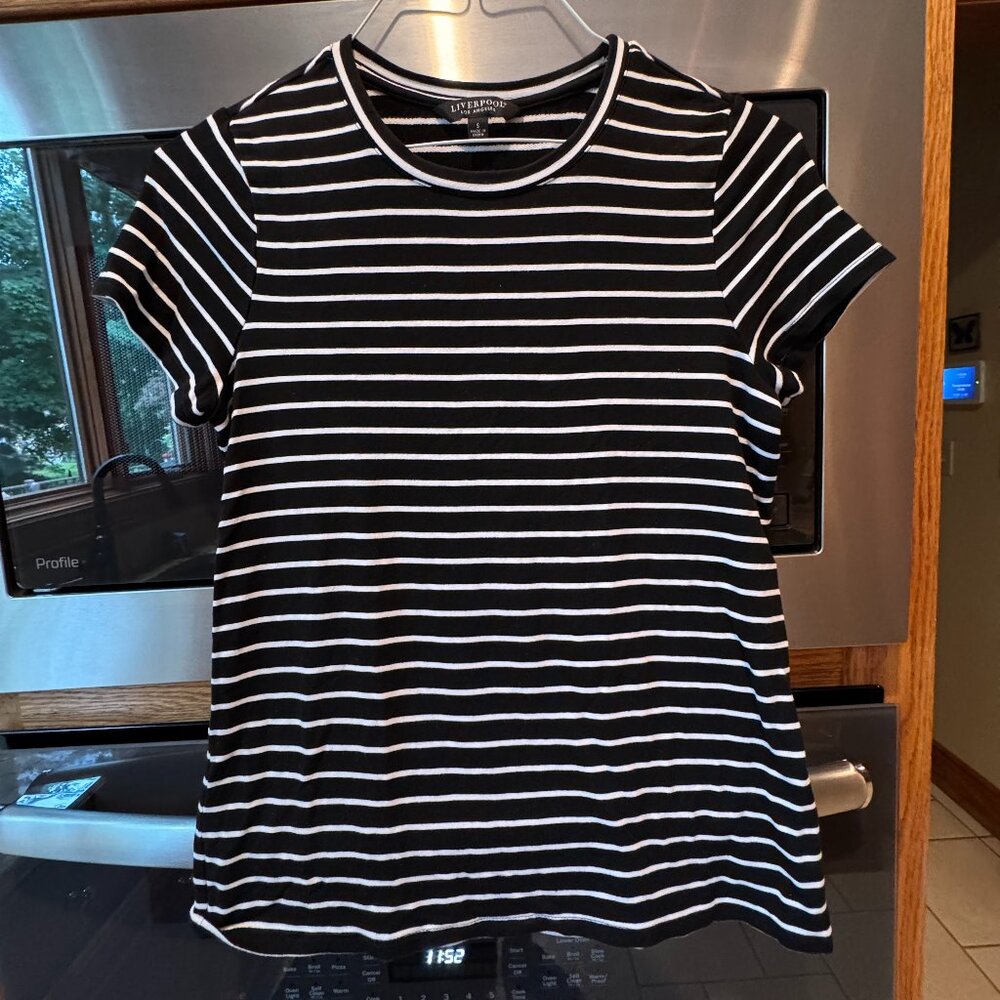 Liverpool Los Angeles Short Sleeve Striped Classic Pullover Black with White S